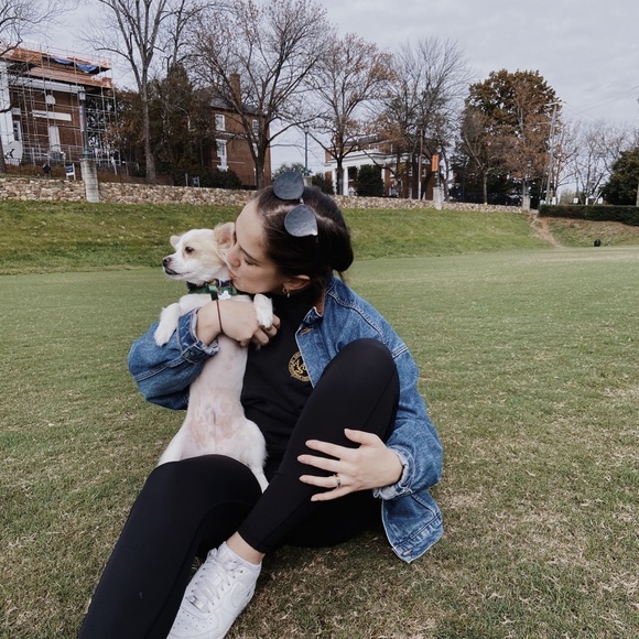 Meet your Posher, Hannah - Picture 1 of 1